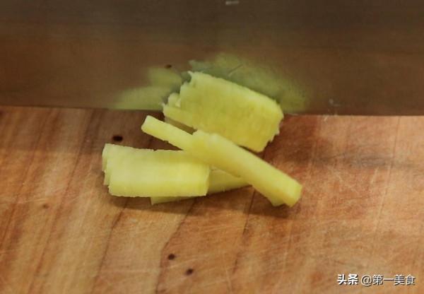 想要醬香餅好吃，一看醬料的熬製，二看如何用水，醬香濃郁又鬆軟