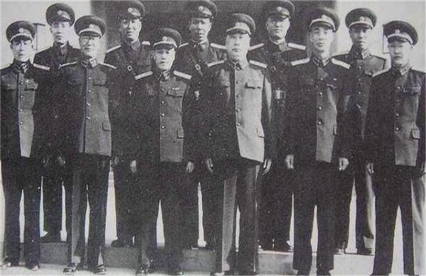 當年，湖南一“老百姓”接到通知，到北京出席授銜，成為開國中將