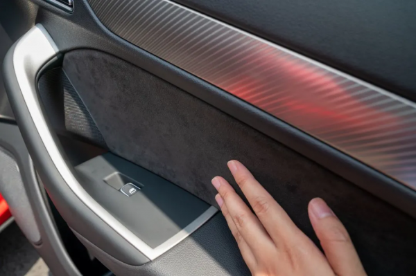 頂配!緊湊級SUV的領跑車型——奧迪Q3 全時四驅運動型 頂配!緊湊級SUV的領跑車型——奧迪Q3 全時四驅運動型