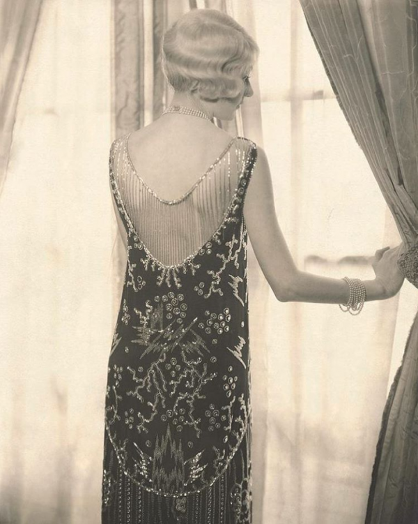 聖誕化身Flapper Girl,回溯一百年前繁複至極的美麗 聖誕化身Flapper Girl,回溯一百年前繁複至極的美麗