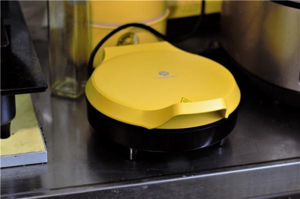 小巧精緻，利仁多功能迷你電餅鐺體驗