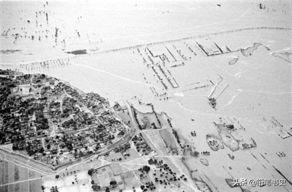 1947年，劉伯承鄧小平身陷絕境，一名地下黨員悄悄讓出一條生路