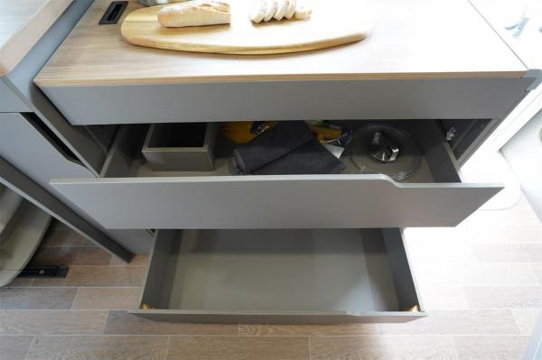 眾銳工設首款C型房車上市，隱藏式廚房觀景會客廳，設計獨具匠心