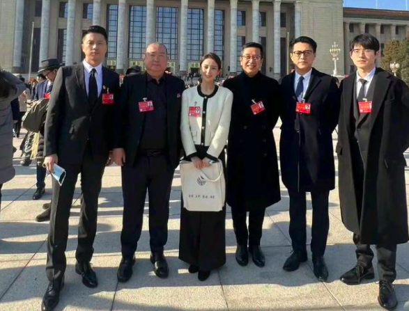 文代會明星陣容豪華,劉濤佟麗婭“靠邊站”,站C位的是90後影後 文代會明星陣容豪華,劉濤佟麗婭“靠邊站”,站C位的是90後影後