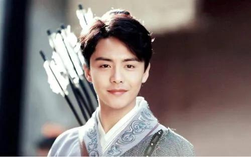 都說山東盛產美男子，這13位魯籍男星，個個五官端正，英氣逼人