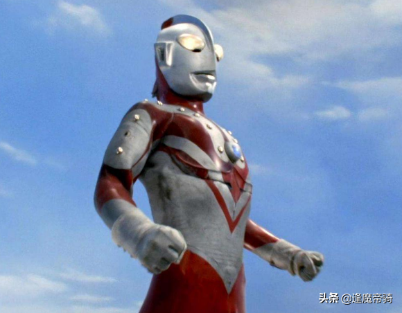 《奧特曼》裡威力設定最強,破壞力最小的必殺技,佐菲奧特曼YYDS 《奧特曼》裡威力設定最強,破壞力最小的必殺技,佐菲奧特曼YYDS