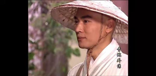 許仙好賭、青蛇吃人、法海有情，這版白蛇故事荒誕又感人