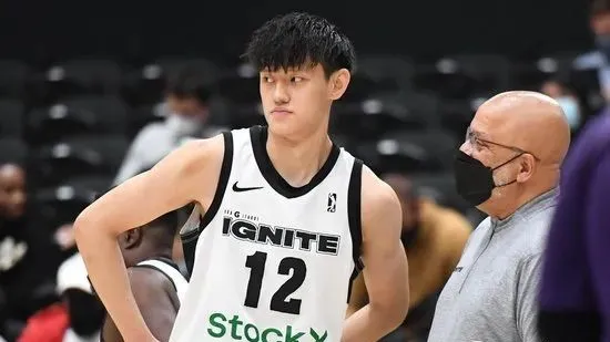 命中率差點100%！韋德兒子打出來了！他只射不到曾凡博