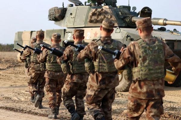 燃！第71集團軍某旅“陸戰之王”炸裂現場