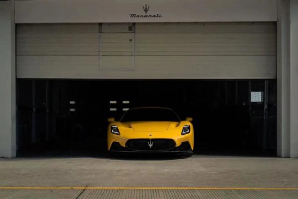 海神歸來 首試瑪莎拉蒂MC20 海神歸來 首試瑪莎拉蒂MC20