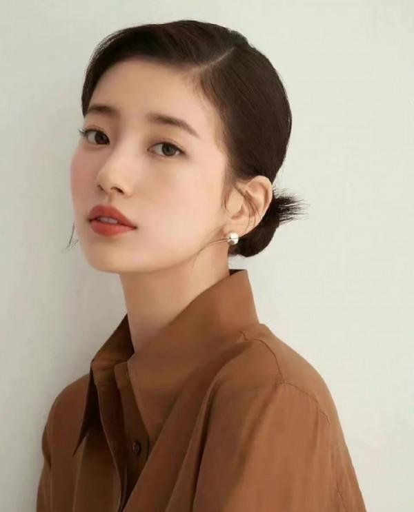 韓星街拍 | 韓劇穿搭被她玩明白了！“國民初戀”裴秀智的衣品贊一個