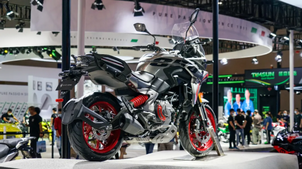 前衛科幻的公升級運動巡航RA9、RX850、RE5等賽科龍摩博會下餃子 前衛科幻的公升級運動巡航RA9、RX850、RE5等賽科龍摩博會下餃子