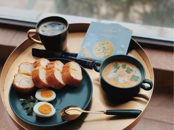 健康美食DIY：減脂期的懶人吃法，酥皮玉米扁豆濃湯