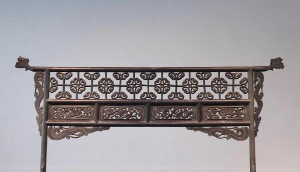 清代衣架楠木 尺寸200-140cm 清代衣架又俗稱“朝服架”