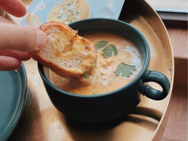 健康美食DIY：減脂期的懶人吃法，酥皮玉米扁豆濃湯