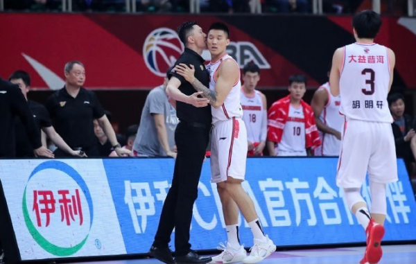 遼寧補強內線，廣東4號位“考試”時間到，杜鋒仰仗愛徒