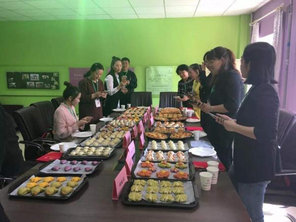 幼兒園開學後，孩子老師極力“邀請”家長報名家委會，該如何拒絕