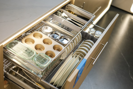 悍高集團18週年慶:逐夢正其時,青春綻芳華 悍高集團18週年慶:逐夢正其時,青春綻芳華