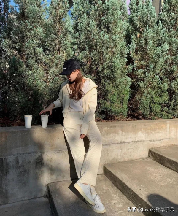 還在穿闊腿褲嗎?秋冬這4條褲子才流行 還在穿闊腿褲嗎?秋冬這4條褲子才流行