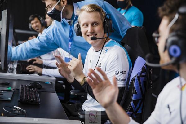 LCS北美賽區繼續“養老模式”!多家豪門連續購入外援 LCS北美賽區繼續“養老模式”!多家豪門連續購入外援