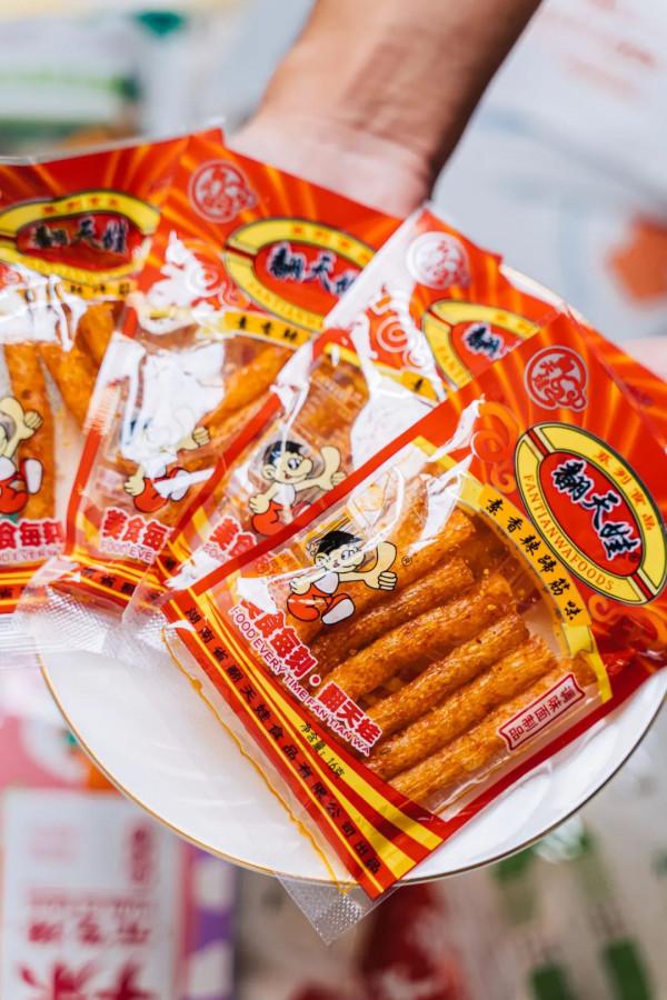 國貨之光!985、211零食評測來了,踩雷還是真香? 國貨之光!985、211零食評測來了,踩雷還是真香?