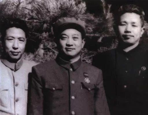 “將軍大使”王幼平 | 起義前後二十六路軍裡的一箇中共士兵支部 “將軍大使”王幼平 | 起義前後二十六路軍裡的一箇中共士兵支部