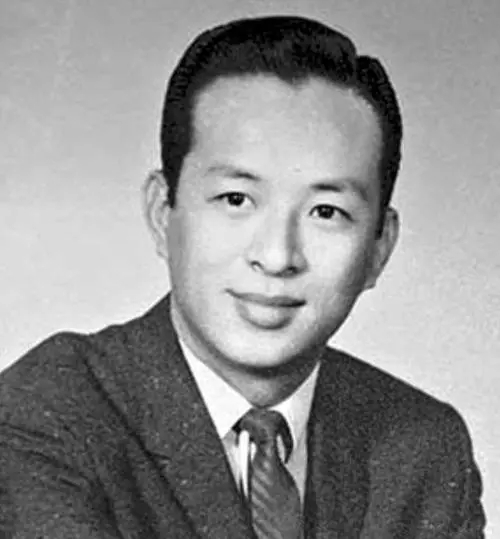 2006年關海山去世,曾替吳孟達指點迷津,為何四任老婆大鬧靈堂? 2006年關海山去世,曾替吳孟達指點迷津,為何四任老婆大鬧靈堂?