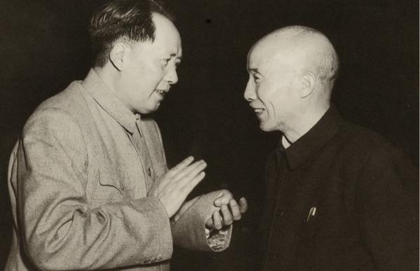 解放天津前夕,一老人為毛主席獻策:先武攻天津衛,後文取北平城 解放天津前夕,一老人為毛主席獻策:先武攻天津衛,後文取北平城