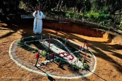 這一屆的剛需，是史上經濟實力最弱的一屆