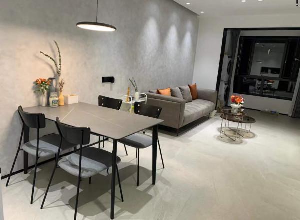 江蘇發現一對90後夫婦小家的裝修，因太會佈置而走紅，讓人超羨慕