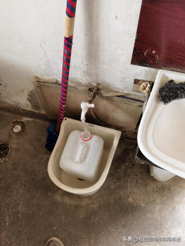 漢EV自駕新疆魔鬼城,駐車大海道景區過夜,放電做飯 漢EV自駕新疆魔鬼城,駐車大海道景區過夜,放電做飯