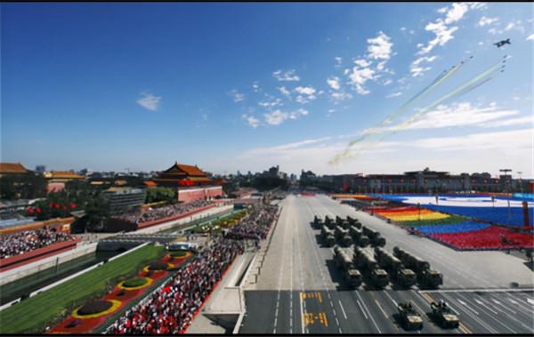 軍區政委遲浩田視察老山前線，發現戰士們蓬頭垢面，又奇怪又生氣