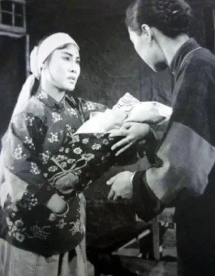 郭蘭英的苦澀人生:兩段婚姻皆無果,今90歲無兒女 郭蘭英的苦澀人生:兩段婚姻皆無果,今90歲無兒女