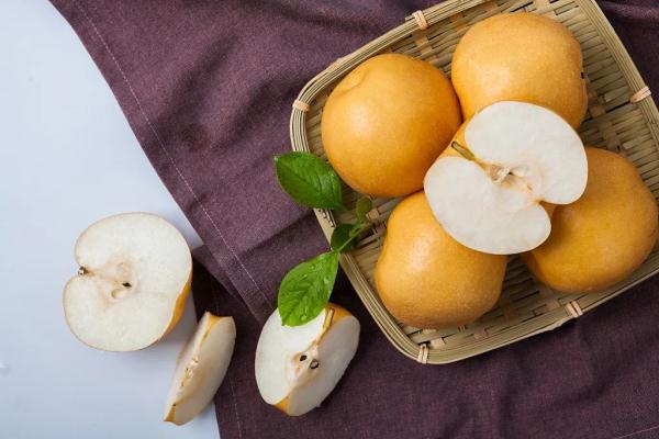 現在吃“一花一果”,潤肺降火好過冬,便宜又好吃 現在吃“一花一果”,潤肺降火好過冬,便宜又好吃