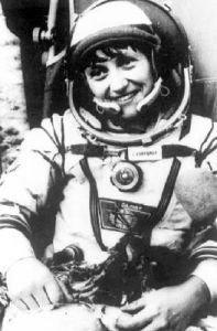 首位女性太空行走者是元帥之女,王亞平可以向她學習什麼? 首位女性太空行走者是元帥之女,王亞平可以向她學習什麼?