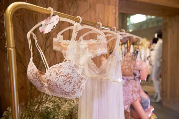 CALZEDONIA集團釋出全新2022春夏系列 CALZEDONIA集團釋出全新2022春夏系列