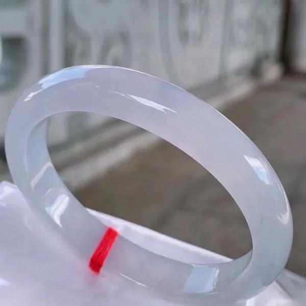 翡翠手鐲為什麼那麼貴? 翡翠手鐲為什麼那麼貴?