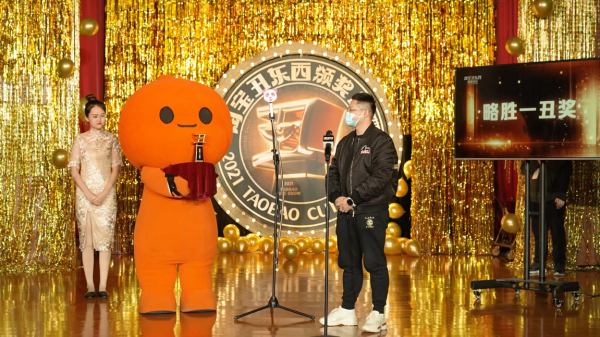 以為自己見過世面,看到這些醜東西,才知道格局還是小了 以為自己見過世面,看到這些醜東西,才知道格局還是小了