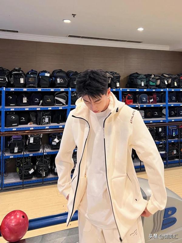 運動套裝如何穿得更清爽有型