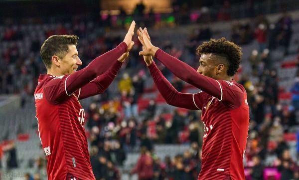 德甲-萊萬造兩球穆勒破門 拜仁3-2萊比錫 多賽一場9分領跑