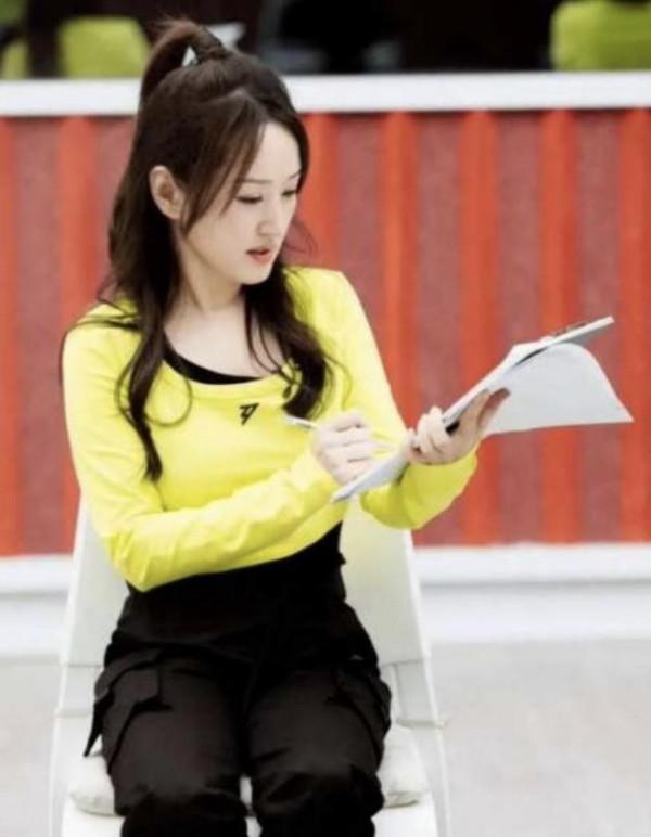 春晚老牌歌星,有人出場費50,有人50歲未婚,有人再戰虎年春晚 春晚老牌歌星,有人出場費50,有人50歲未婚,有人再戰虎年春晚