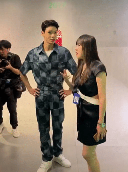 超185cm的男星現實中長啥樣？彭冠英腿太長，龔俊又高又瘦