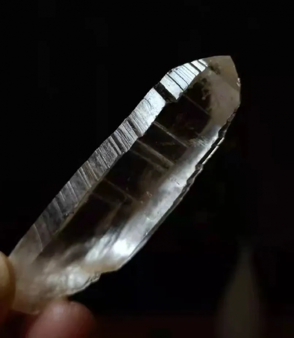 只知原石美可不行,帶你揭秘原石的“美貌密碼” 只知原石美可不行,帶你揭秘原石的“美貌密碼”