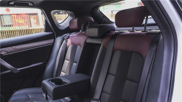 四出排氣+排氣聲浪 頂配不到12萬 全新繽越真帶勁! 四出排氣+排氣聲浪 頂配不到12萬 全新繽越真帶勁!