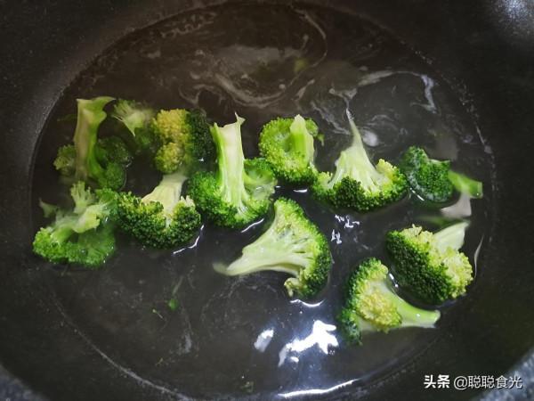 年後刮油，推薦6道清淡素菜，營養豐富好消化，做法簡單還省事