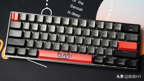小呆蟲Lite Gasket機械鍵盤深度測評：極致靜音是如何練成的？