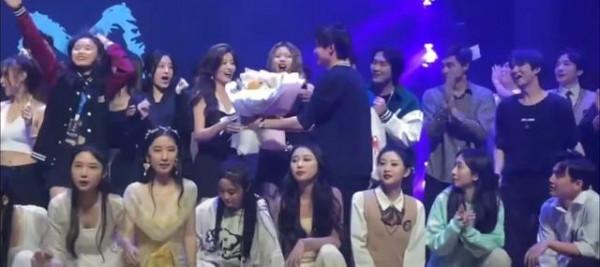 馬子佳參加小孔畢業晚會，洪成成交往多金男友，坐等麥穗大雄脫單