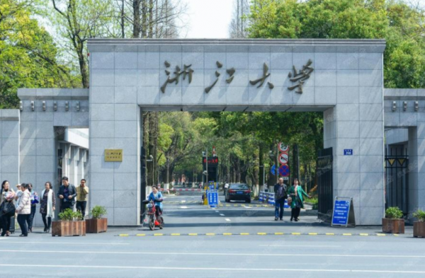 985高校排名“大換血”，清北依然穩坐榜首，哈工大無緣第二檔