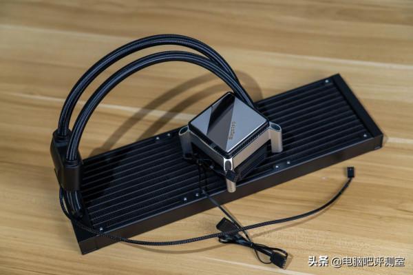 鑫谷 崑崙KL-360一體式CPU水冷散熱器測評