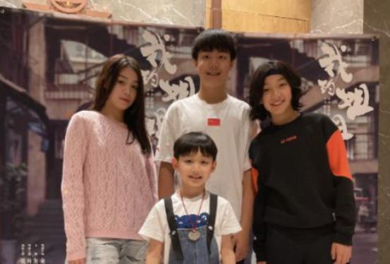 ABCD媽：哈佛畢業在家帶娃，丈夫出身財閥家庭，他們家到底多有錢